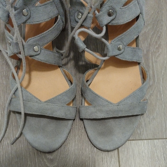 XOXO Balta Gray Strappy Heels - Picture 7 of 17